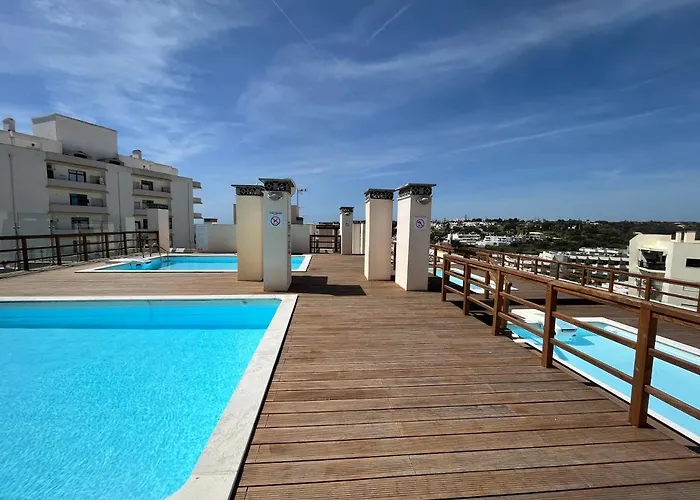 Ocean Terrace Seaview Apartment